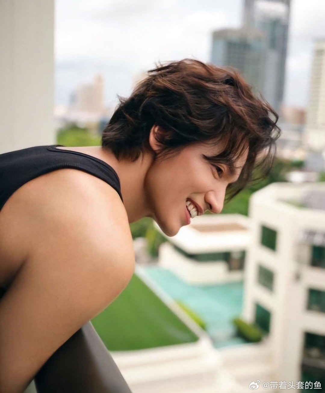 言承旭新動態(tài)揭秘，科技風潮下的前沿體驗之旅