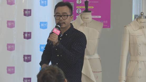 楊柳波最新動(dòng)態(tài),楊柳波最新動(dòng)態(tài)，小巷深處的獨(dú)特風(fēng)味探索