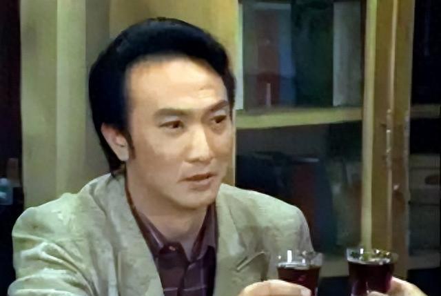 鄭乾龍，演技、影響力與公眾形象的探究