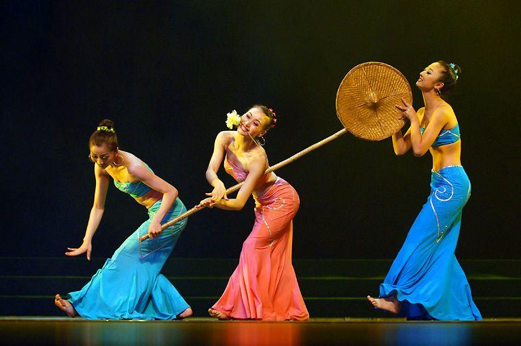傣族舞蹈，傳統(tǒng)與現(xiàn)代的融合之美展示最新風采