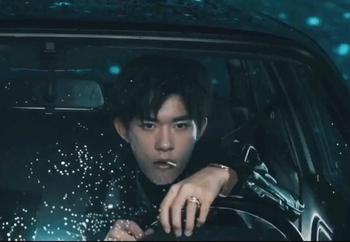 王俊凱與王源最新動(dòng)態(tài)，探尋自然美景，尋覓內(nèi)心寧靜