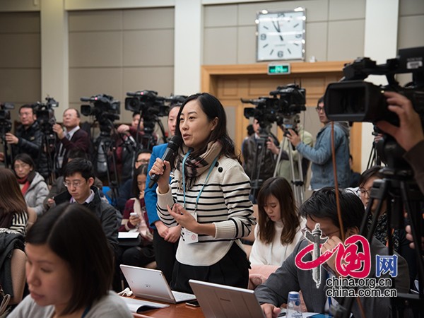 新澳門現(xiàn)場(chǎng)開獎(jiǎng)直播在線觀看,完善實(shí)施計(jì)劃_內(nèi)置版35.511