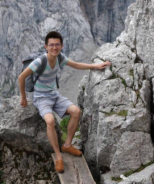 唐立培最新動態(tài)，時代先鋒的嶄新步伐展示