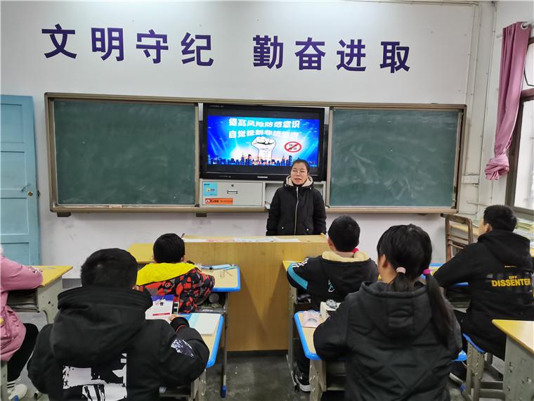 文字設(shè)計(jì)比賽,重磅來(lái)襲炸裂你的創(chuàng)意火花??文字設(shè)計(jì)比賽正式啟動(dòng)！