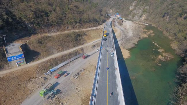 遠(yuǎn)安最新路況揭秘，小巷中的隱藏瑰寶