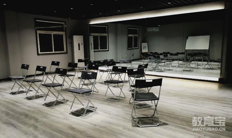 影視演員培訓(xùn)學校，自然美景治愈之旅的探索之旅