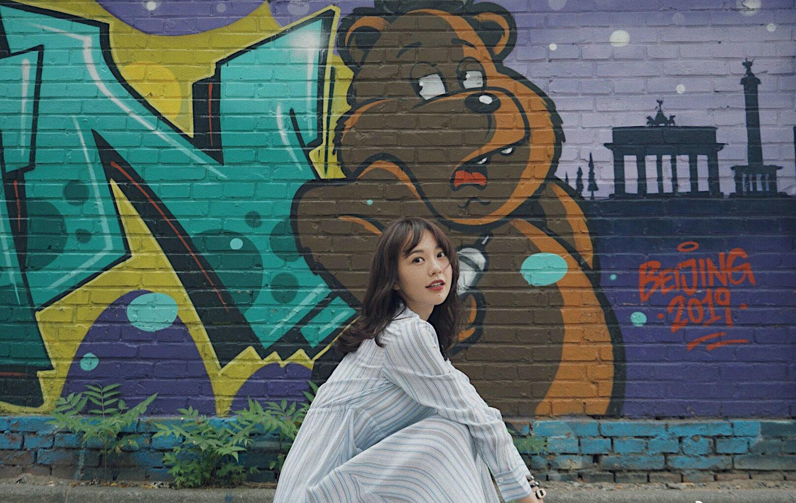 科技重塑浪漫，不小心愛(ài)上你演員表演繹未來(lái)情感之旅