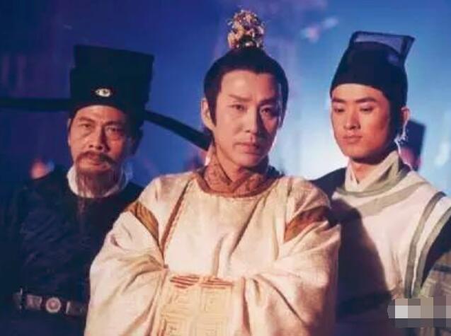 演包青天的演員，演繹變遷、自信與成就的力量傳奇之旅