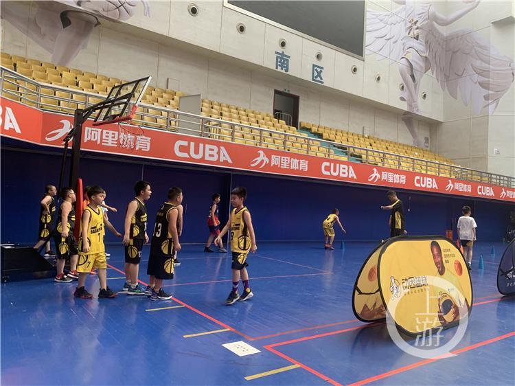 羽毛球賽事報名啟動，快來填寫報名表！