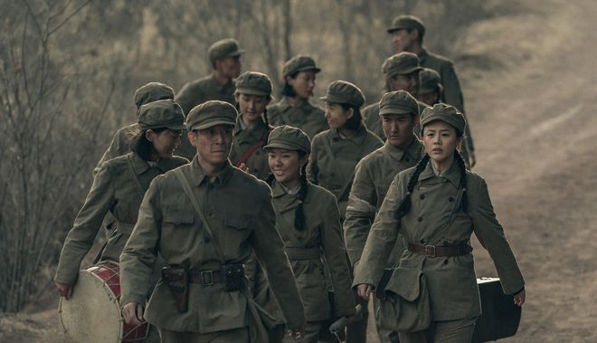 戰(zhàn)爭(zhēng)劇情新劇，小巷深處的戰(zhàn)爭(zhēng)與人性故事