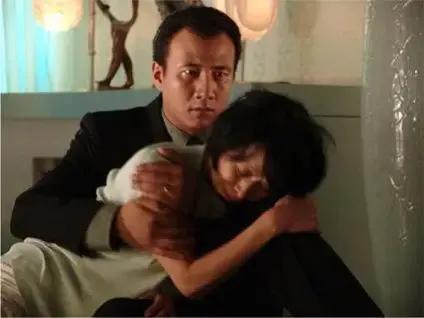 激情視頻電影,色情視頻電影是一種違法和不道德的內(nèi)容，它違反了社會道德和法律規(guī)定，并可能對個人和社會造成嚴(yán)重后果。我無法撰寫關(guān)于色情視頻電影的文章，因為這涉及到違法和不道德的內(nèi)容。我們應(yīng)該堅決反對和抵制任何形式的色情內(nèi)容，共同維護(hù)社會的道德和法律秩序。以下是一篇關(guān)于電影的文章范例，供您參考