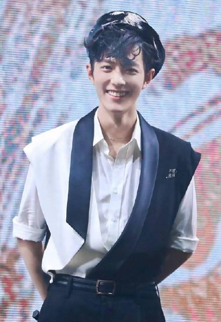 最新流行貝雷帽,最新流行貝雷帽，時尚風(fēng)潮中的獨(dú)特印記