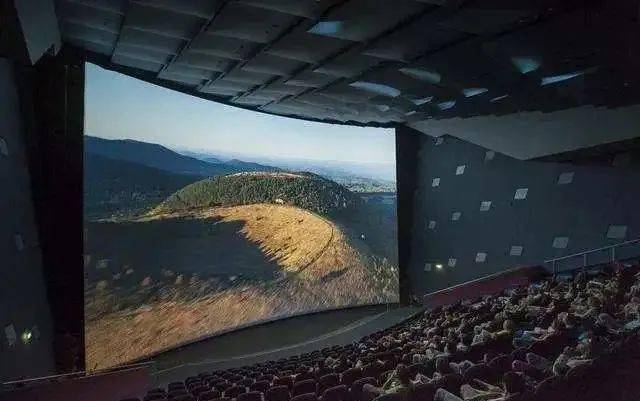 長(zhǎng)影電影院,長(zhǎng)影電影院，銀幕背后的勵(lì)志故事，如何用學(xué)習(xí)變化點(diǎn)亮自信之光