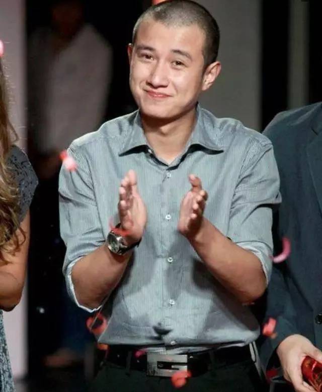 光頭男明星引領(lǐng)的高科技潮流，專屬產(chǎn)品體驗(yàn)未來生活