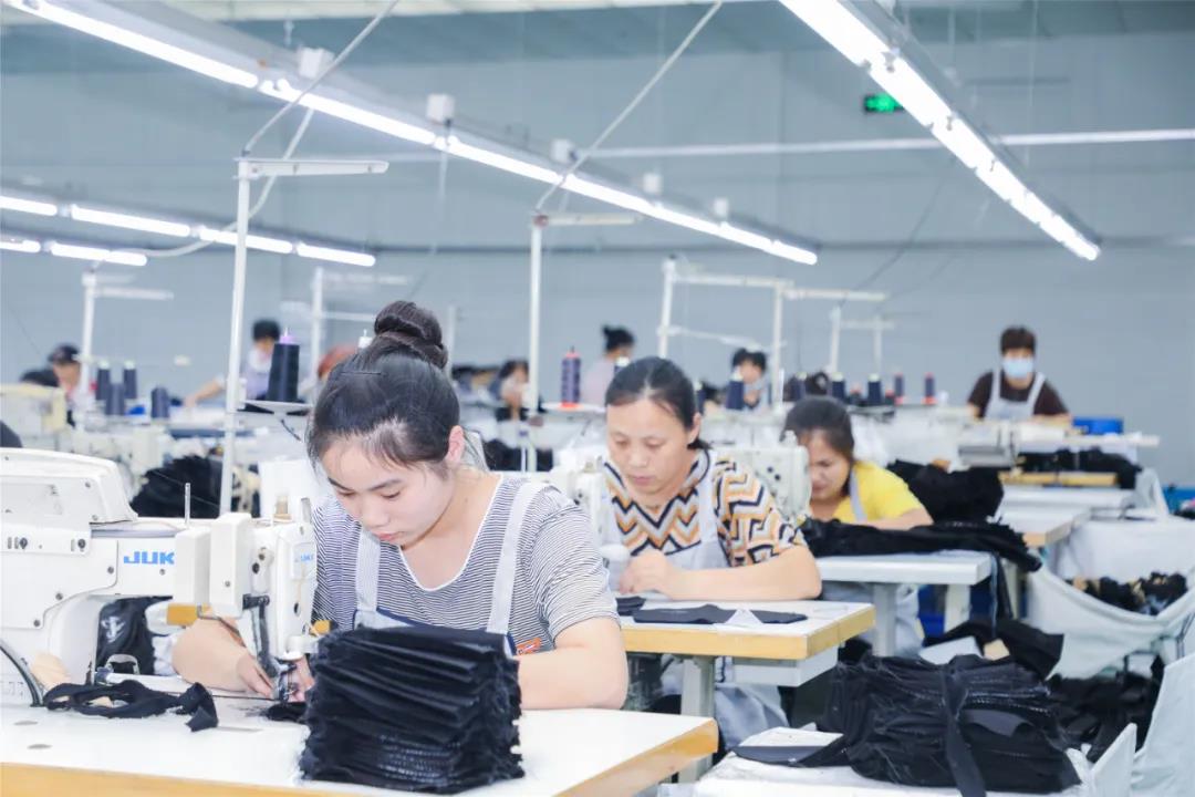 柘城金中服飾招聘啟事，最新職位信息一網(wǎng)打盡