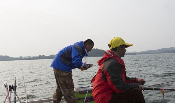 萬佛湖釣魚比賽，釣出自信，掌握變化的力量