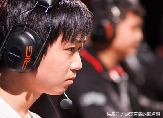 阿怡演員之歌，舞臺之上的魅力與傳奇探尋