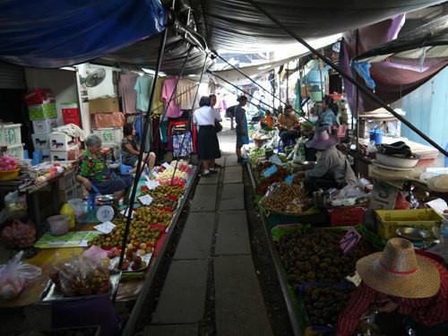 丹嫩沙朵水上市場，科技與生活融合的前沿體驗