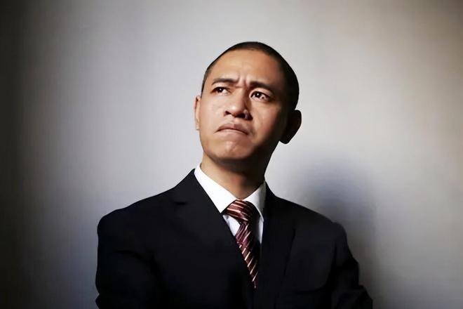 演員阿維的成長之路，自信鑄就輝煌，從變化中學習成功之道