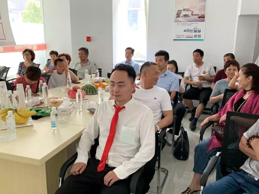 康正汽車集團(tuán)最新資訊，小巷中的隱藏瑰寶，探索獨(dú)特環(huán)境的小店故事揭秘！