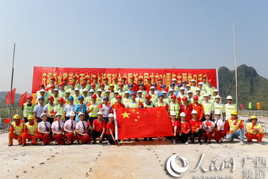 佛山水口大橋建設(shè)最新動(dòng)態(tài)，大橋進(jìn)展與小巷中的意外驚喜