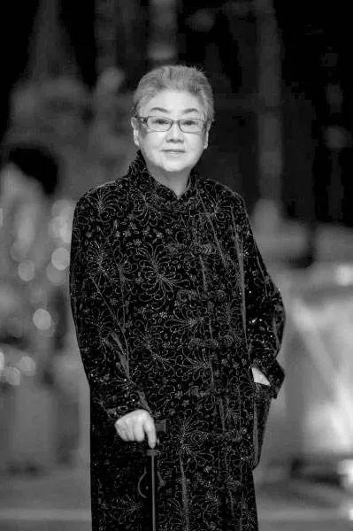 京劇演員李世濟，在自然懷抱中尋求內(nèi)心寧靜之道