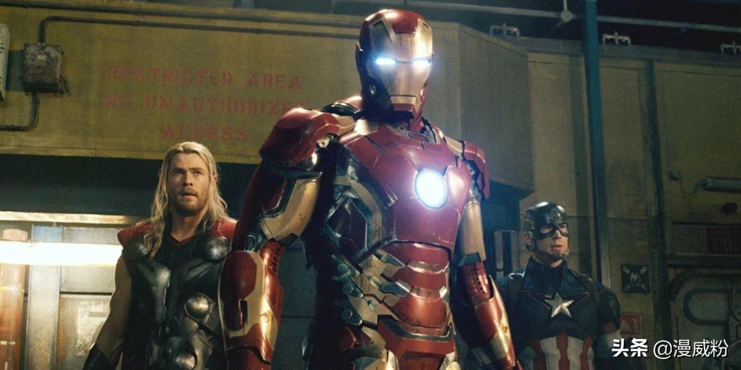 電影吐槽大賞，笑翻銀幕的尷尬瞬間回顧