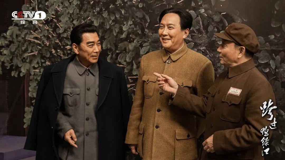 葉劍英演員的日常，友情、熱愛與舞臺上的英雄夢探索