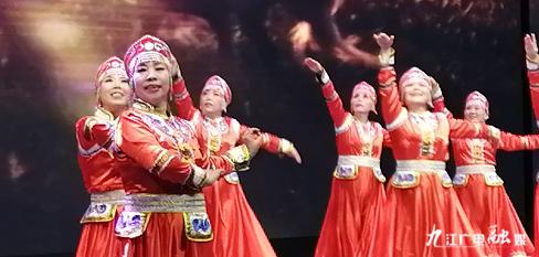 舞動健康風(fēng)尚，精選熱門廣場舞動作解析，22步引領(lǐng)時尚潮流