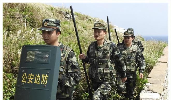 六月武警改革最新動(dòng)態(tài)，科技重塑力量，前沿革新體驗(yàn)生活