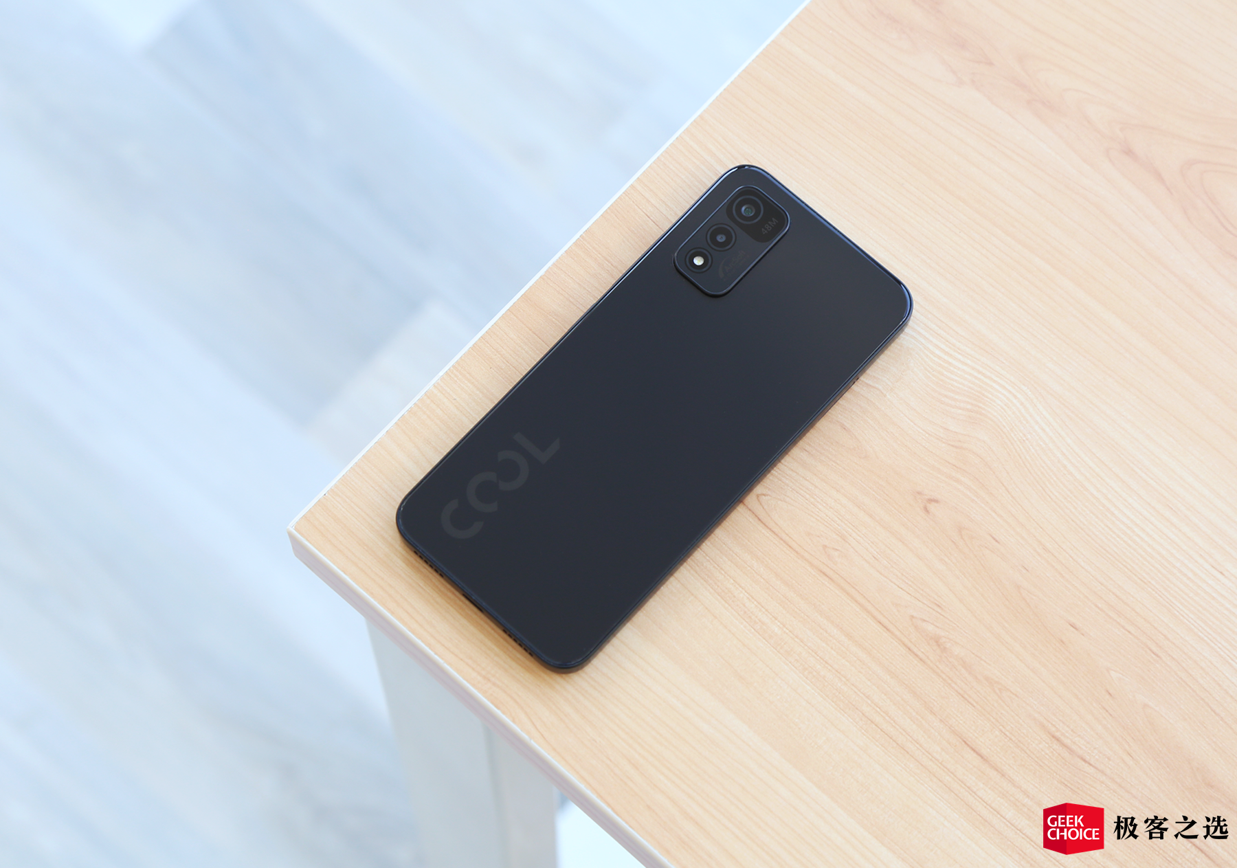 酷派最新款手機(jī)2025款，時(shí)代見(jiàn)證與技術(shù)飛躍的手機(jī)典范