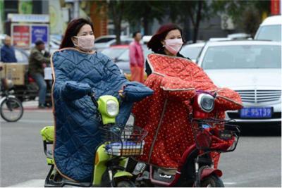 江寧交通事故最新動態(tài)，力量與希望之光閃耀救援現場