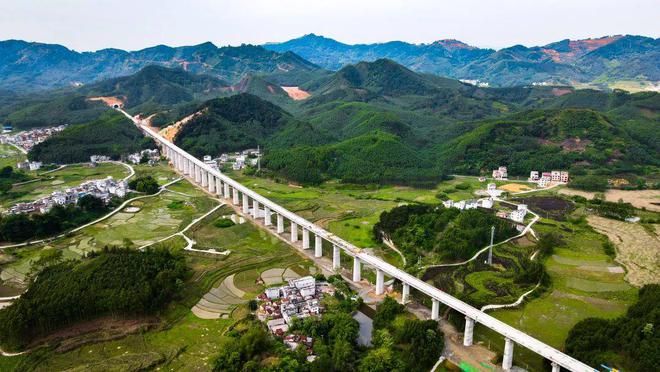 廣西都安高鐵最新動態(tài)，溫馨旅程即將啟程