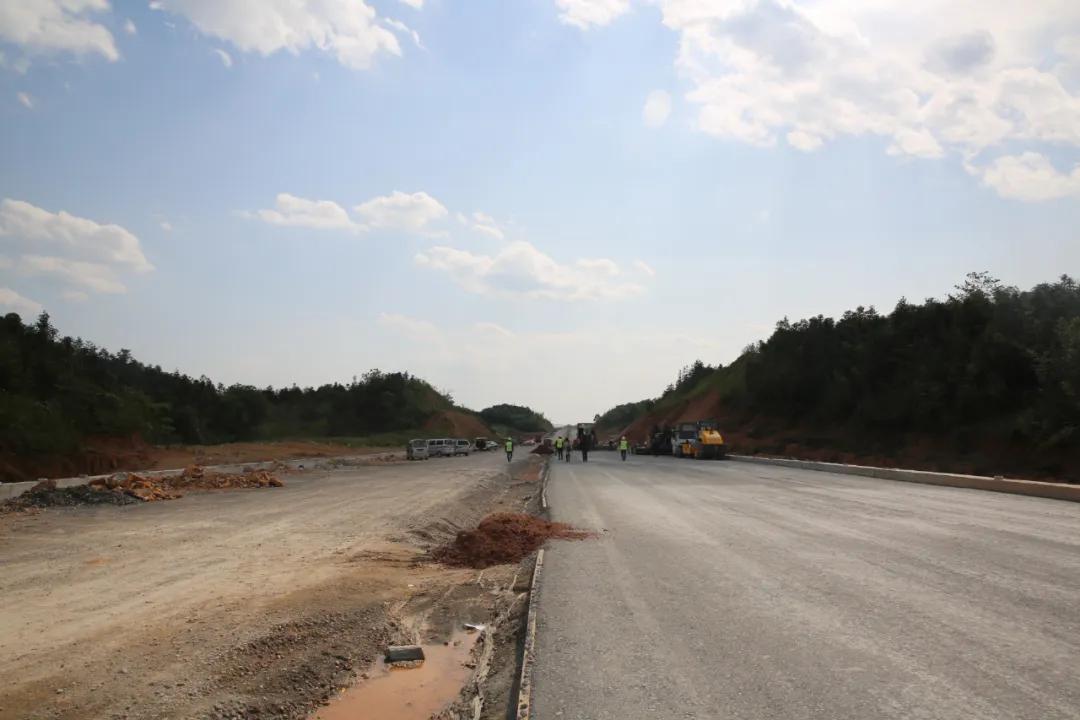 寧鄉(xiāng)金唐公路最新進展消息更新，最新動態(tài)揭秘！