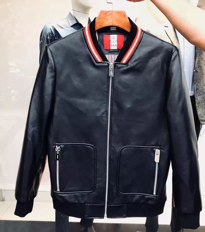 奧奇盛達(dá)美皮衣最新款，科技時(shí)尚前沿，引領(lǐng)生活變革的時(shí)尚之選