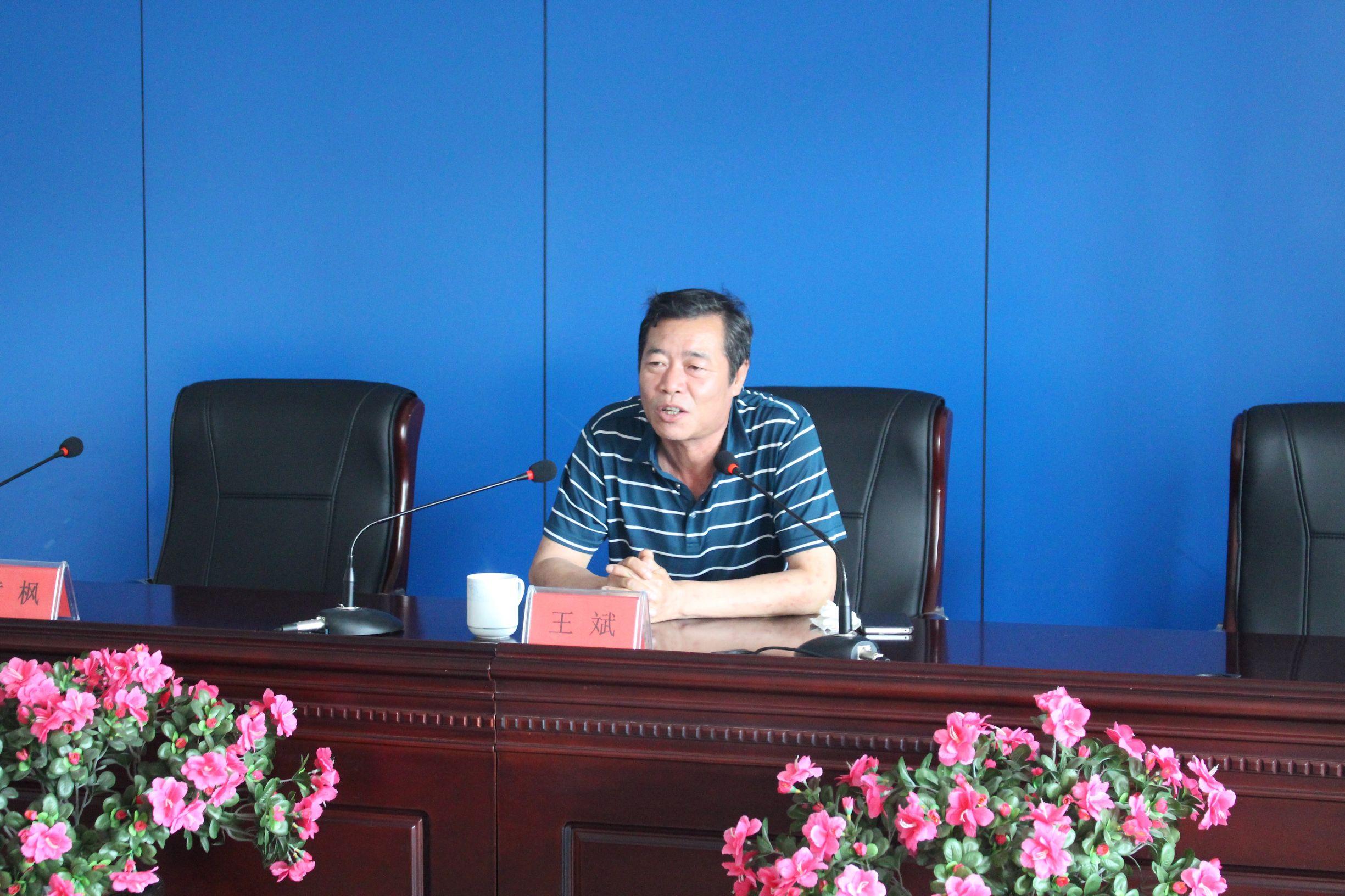 最新行政管理學案例，心靈與自然的探索之旅