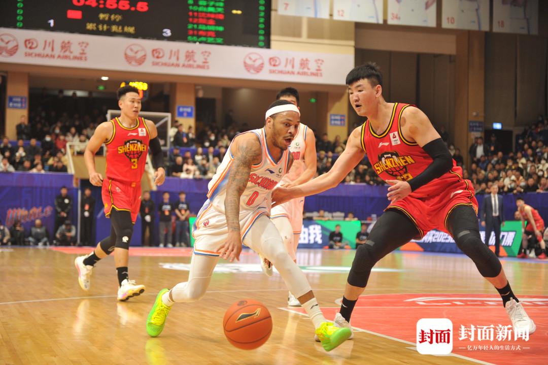 四川男籃今晚風(fēng)云變幻，最新動態(tài)揭曉！