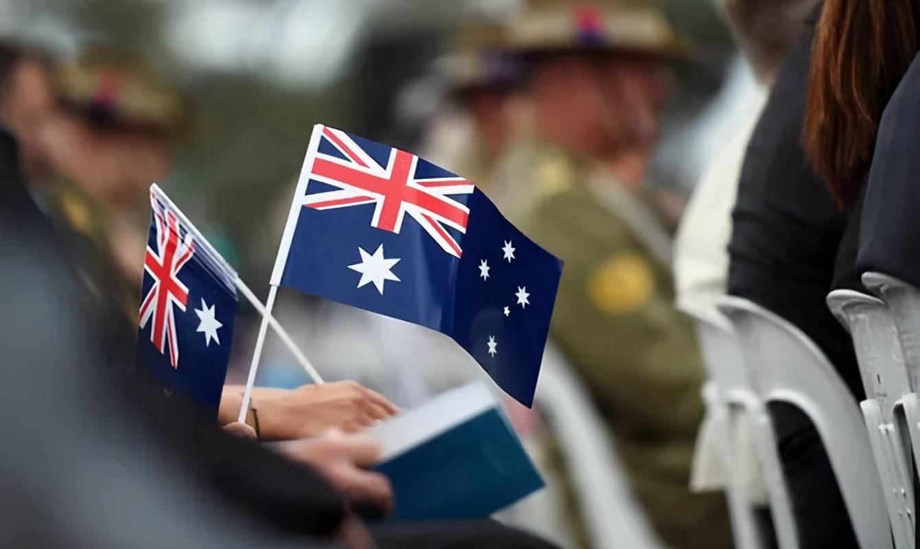 澳洲移民最新動(dòng)態(tài)，未來(lái)機(jī)遇與挑戰(zhàn)的探索