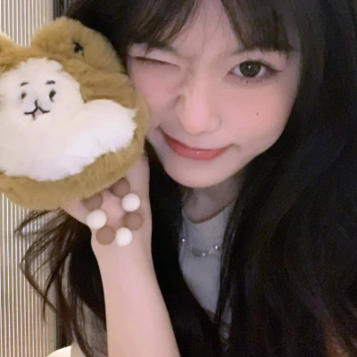 女生頭像最新潮流趨勢(shì)，自信、學(xué)習(xí)與變化的力量 2025年風(fēng)采展現(xiàn)