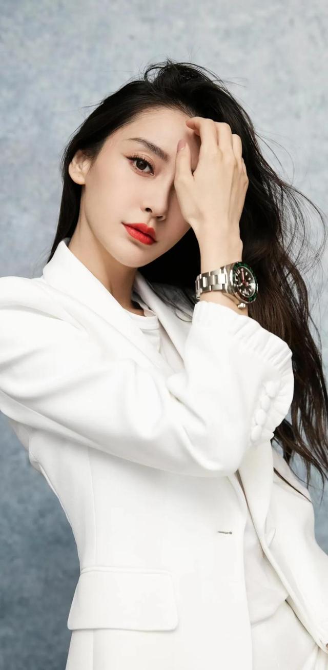 楊穎最新圖片2025，公眾視角下的審美變遷揭秘