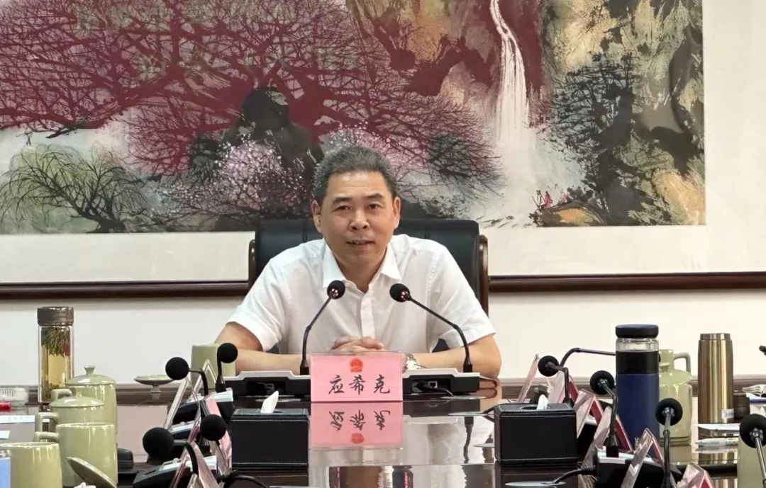 瑞安市賈建華的職務(wù)變革，領(lǐng)導者鑄就輝煌篇章的歷程