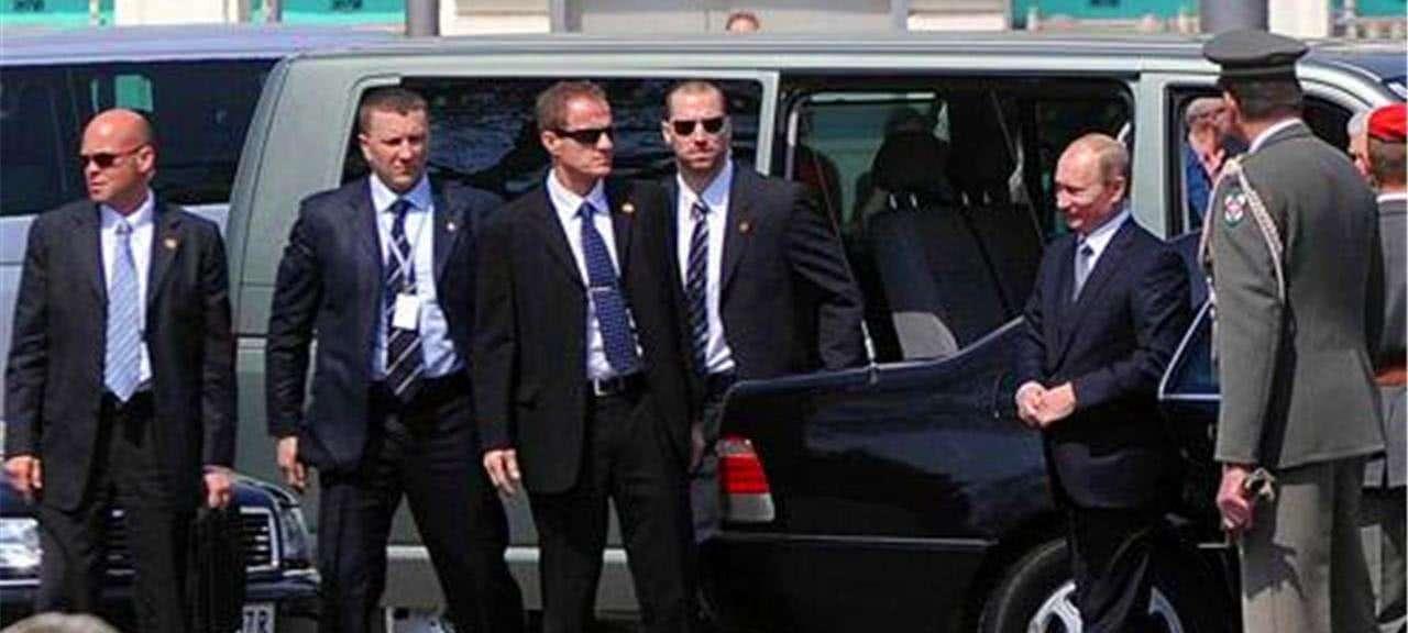 不凡保鏢勵志成長之路，自信與成長的交響曲（最新章節(jié)免費(fèi)）