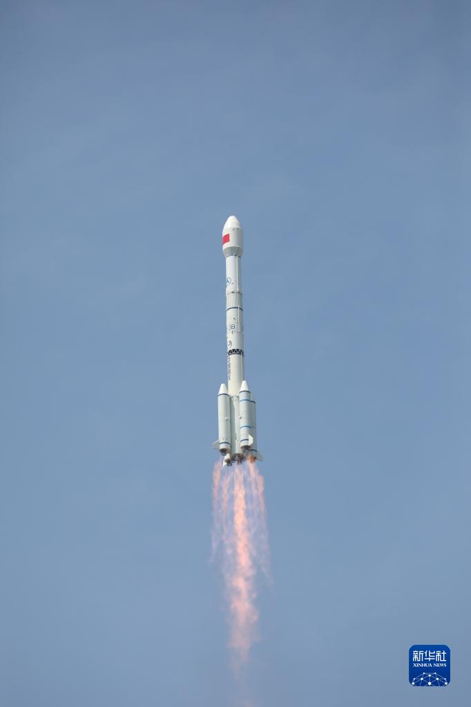 我國最新火箭發(fā)射，夢想起航，直刺蒼穹