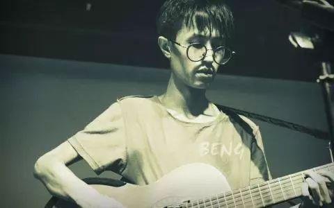 最新流行歌曲與力量的融合，變化、學習與自信的力量之歌