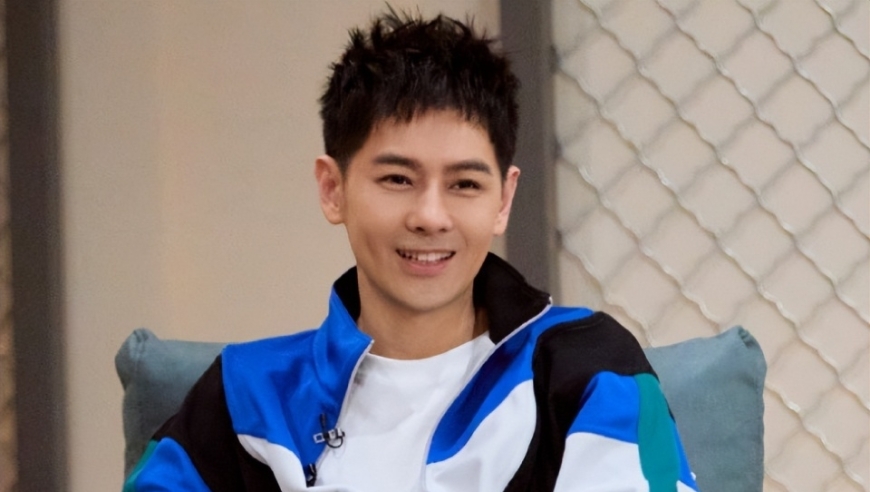 王寶強最新動態(tài)，科技前沿引領智能生活新潮流