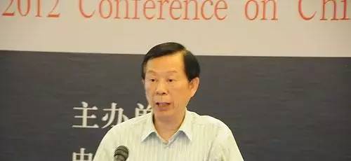 重鋼董榮華最新動態(tài)，小巷中的隱藏美食寶藏揭秘